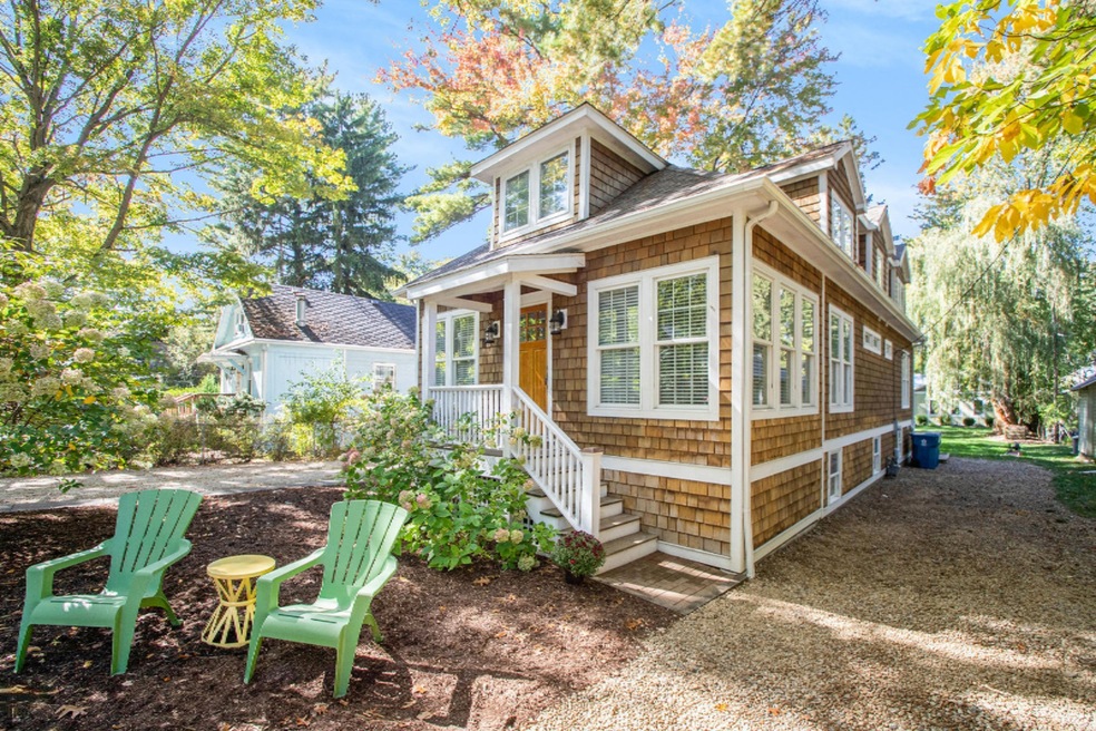 16040 Lakeshore Rd unit B, Union Pier, MI 49129 - photo 1