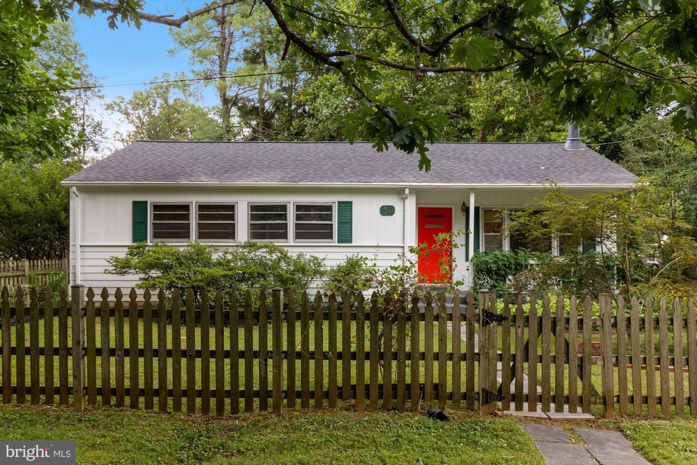 10 Center St, Washington Grove, MD 20880 - photo 1