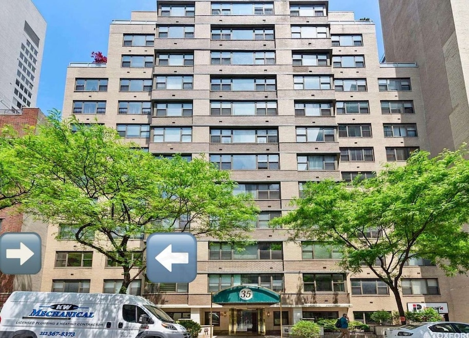 For Sale $979,000