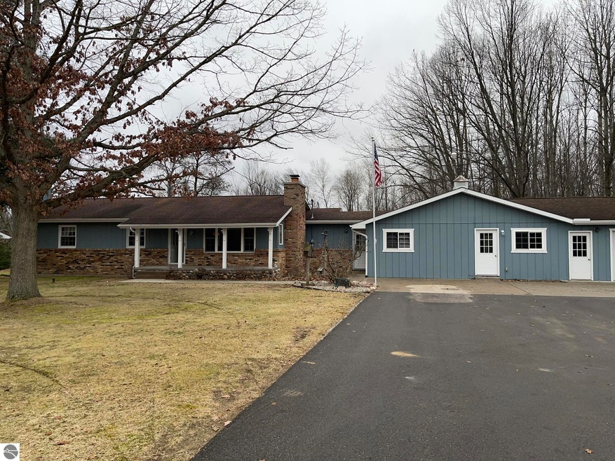 5657 M 55, Whittemore, MI 48770 - photo 1