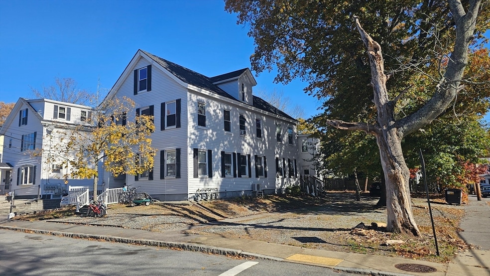 For Rent $2,500/month