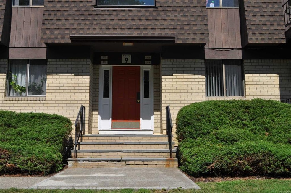 903 Cherry Hill Dr, Poughkeepsie, NY 12603 - photo 1