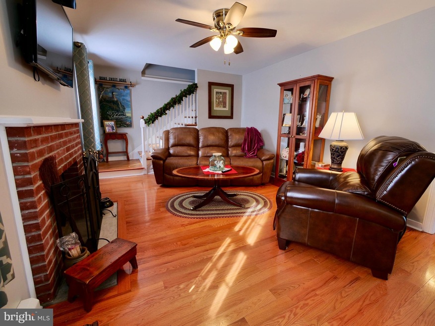 2319 Franklin Ave, Secane, PA 19018 - photo 1