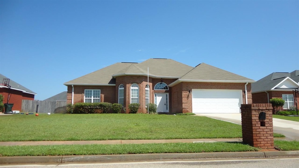 1207 Loudon Hill Dr, Warner Robins, GA 31088 - photo 1