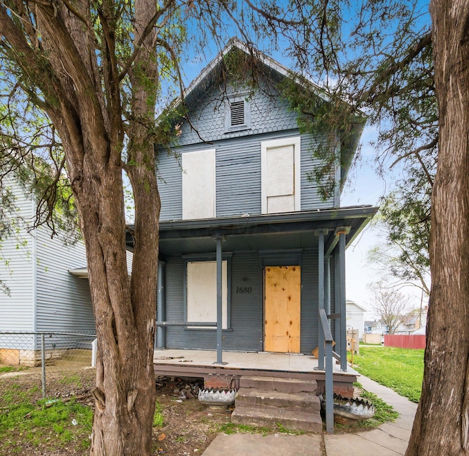 1680 Parsons Avenue