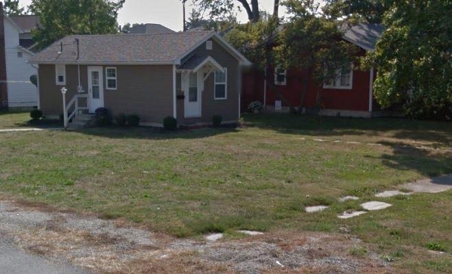 319 W Walnut St, Portland, IN 47371 - photo 1