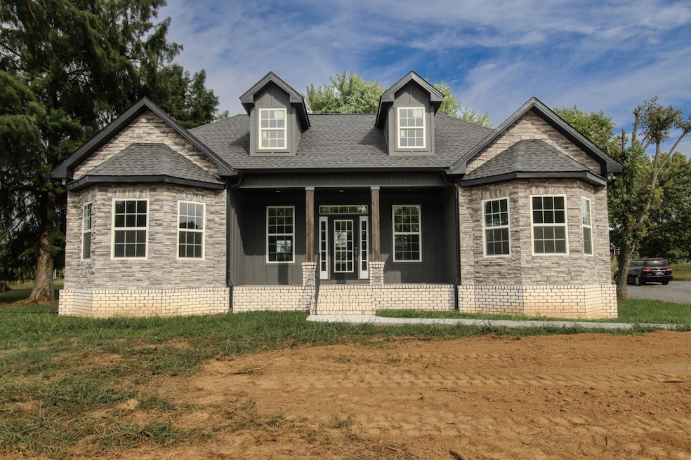 Sold $370,000 • Co-Listing Agent