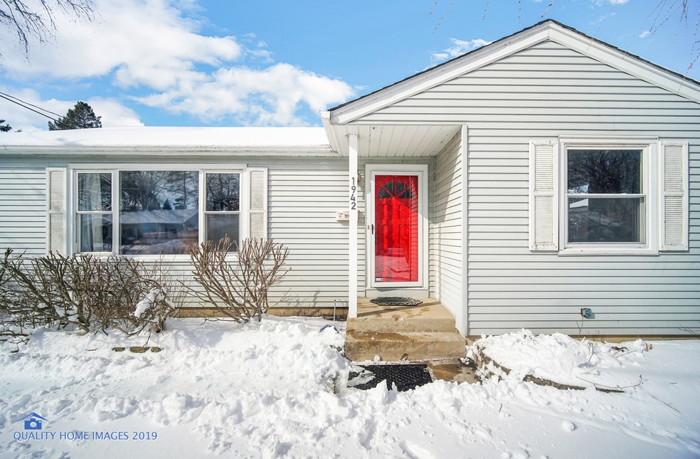 1942 Hickory St, Waukegan, IL 60087 - photo 1