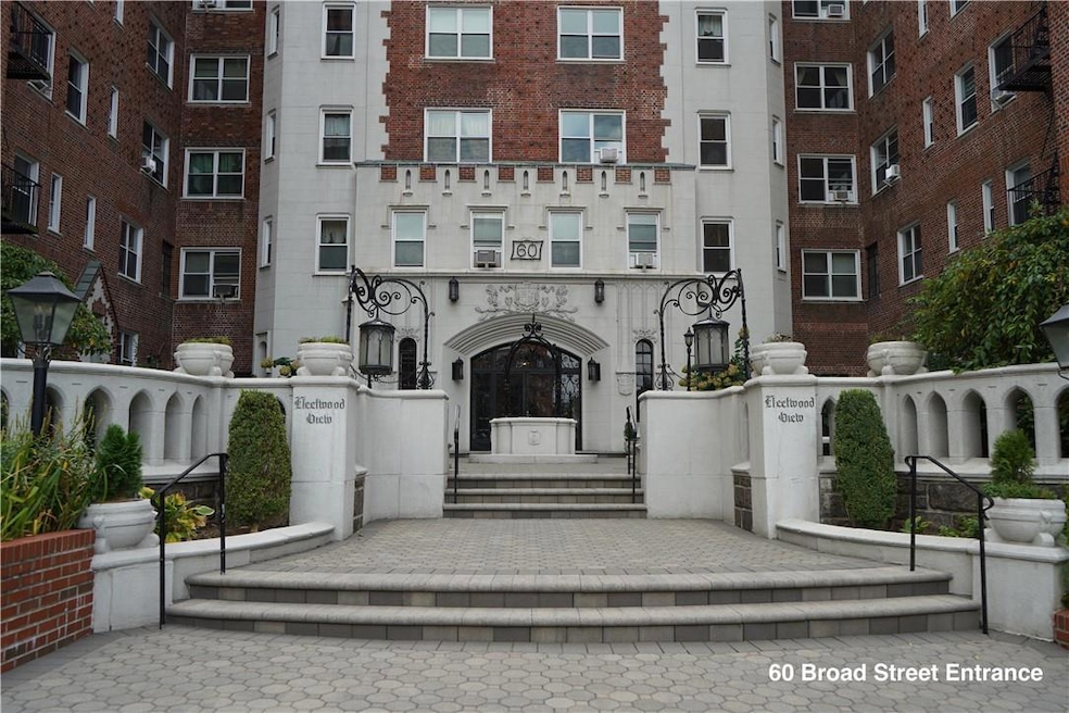 Fleetwood View unit 1K, Mount Vernon, NY 10552 - photo 1