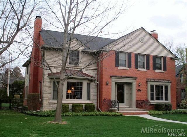 566 Pemberton Rd, Grosse Pointe Park, MI 48230 - photo 1