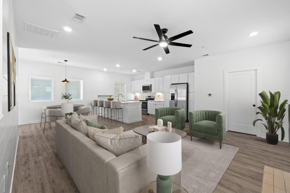 5924 S Congress Ave unit 114S, Austin, TX 78745 - photo 1