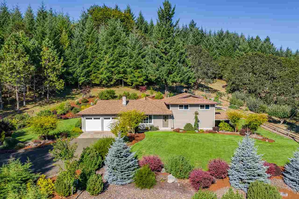 33912 Marys River Estates Rd, Philomath, OR 97370 - photo 1