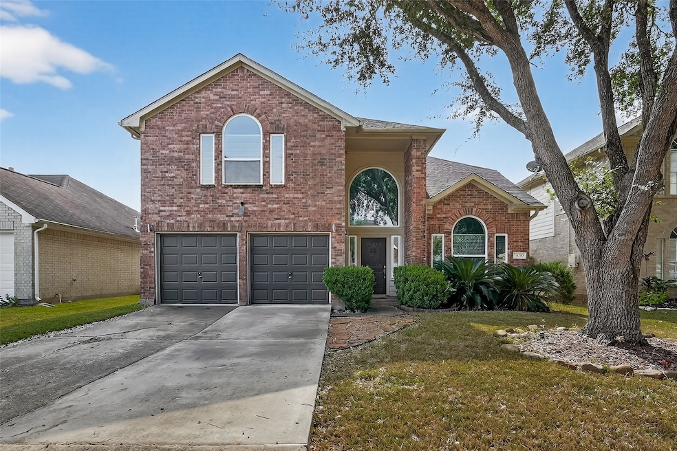 Welcome to 4230 Geronimo Lake Dr, a charming 3 bed, 2.5 bath home!