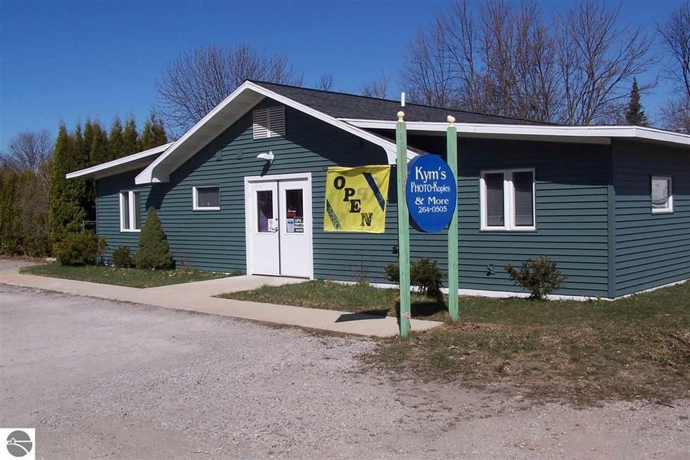 108 W 1st St, Elk Rapids, MI 49629 - photo 1