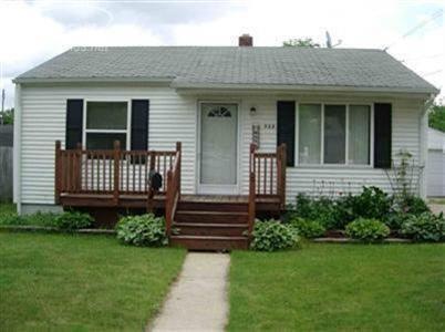 955 Johnson Ave, Flint, MI 48532 - photo 1