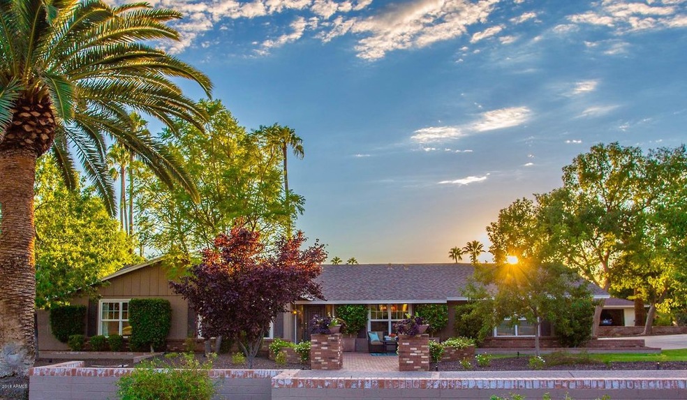 2237 E Montebello