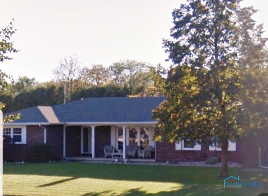 749 Riverside Dr, Woodville, OH 43469 - photo 1