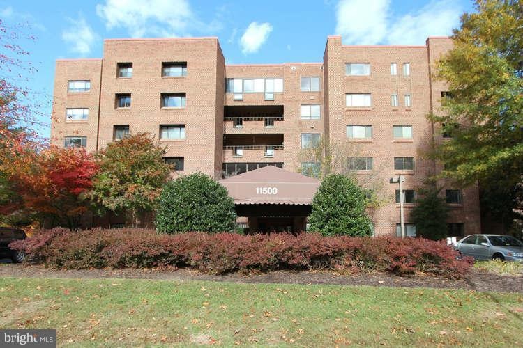 11500 Fairway Dr unit 207, Reston, VA 20190 - photo 1