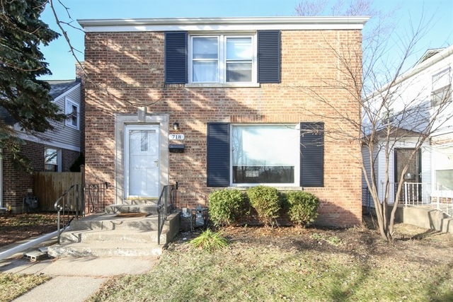 718 Suffolk Ave, Westchester, IL 60154 - photo 1