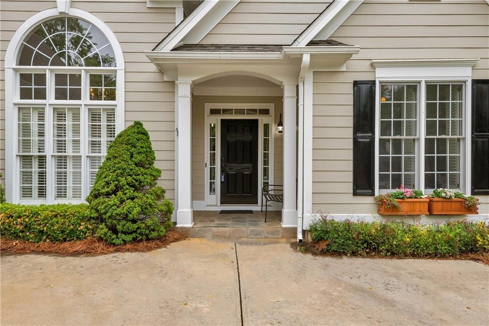 910 Hunts Pointe Cove, Alpharetta, GA 30022 - photo 1