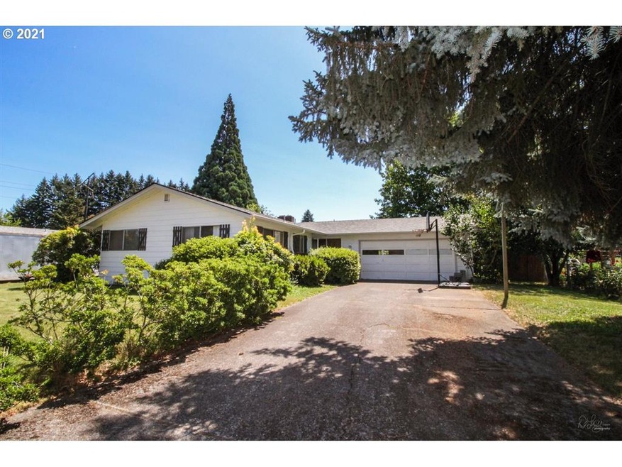 3324 17th Ave, Forest Grove, OR 97116 - photo 1