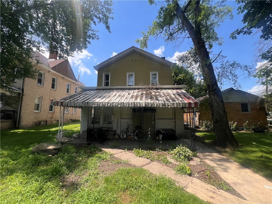 2011 7th Ave, Beaver Falls, PA 15010 - photo 1