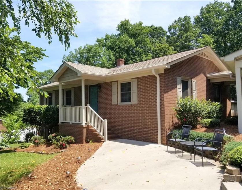 246 Dundee St, Asheboro, NC 27205 - photo 1