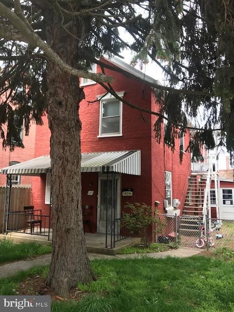 255 E Washington St, Chambersburg, PA 17201 - photo 1