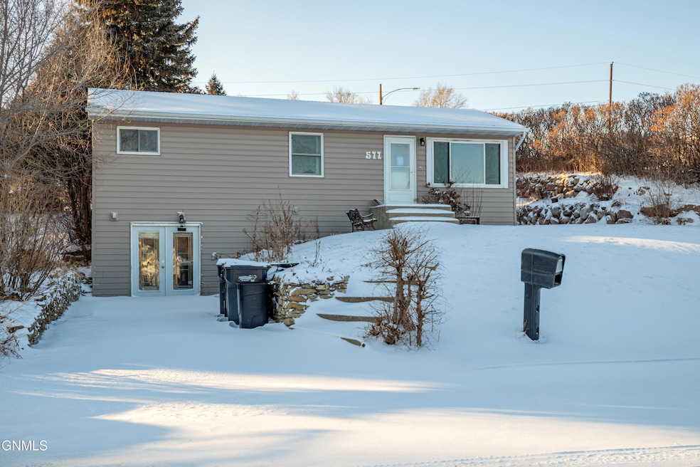 511 8th Avenue - MLS Size-5