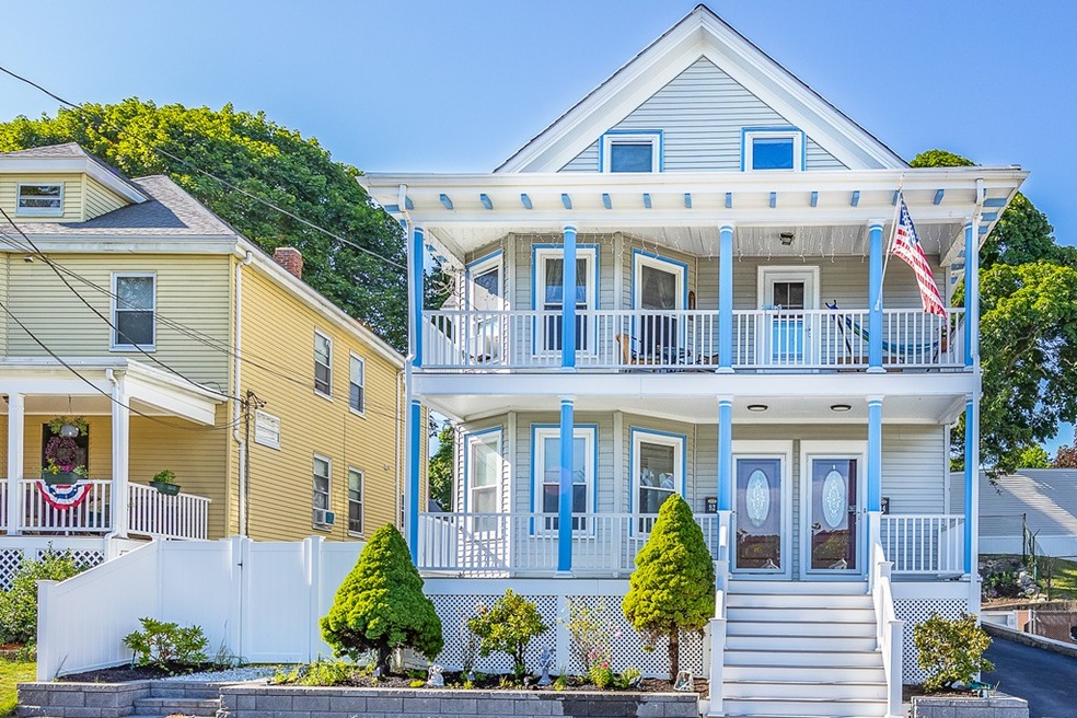 92 Middlesex Ave unit 1, Swampscott, MA 01907 - photo 1