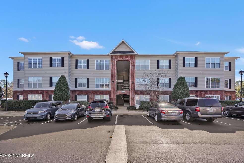 2820BloomfieldLaneUnit307-1
