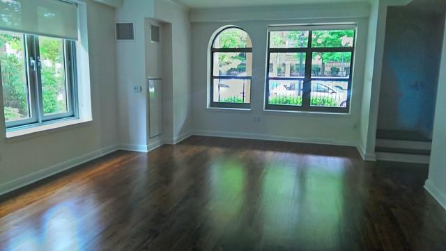 70 Forest St unit 1B, Stamford, CT 06901 - photo 1