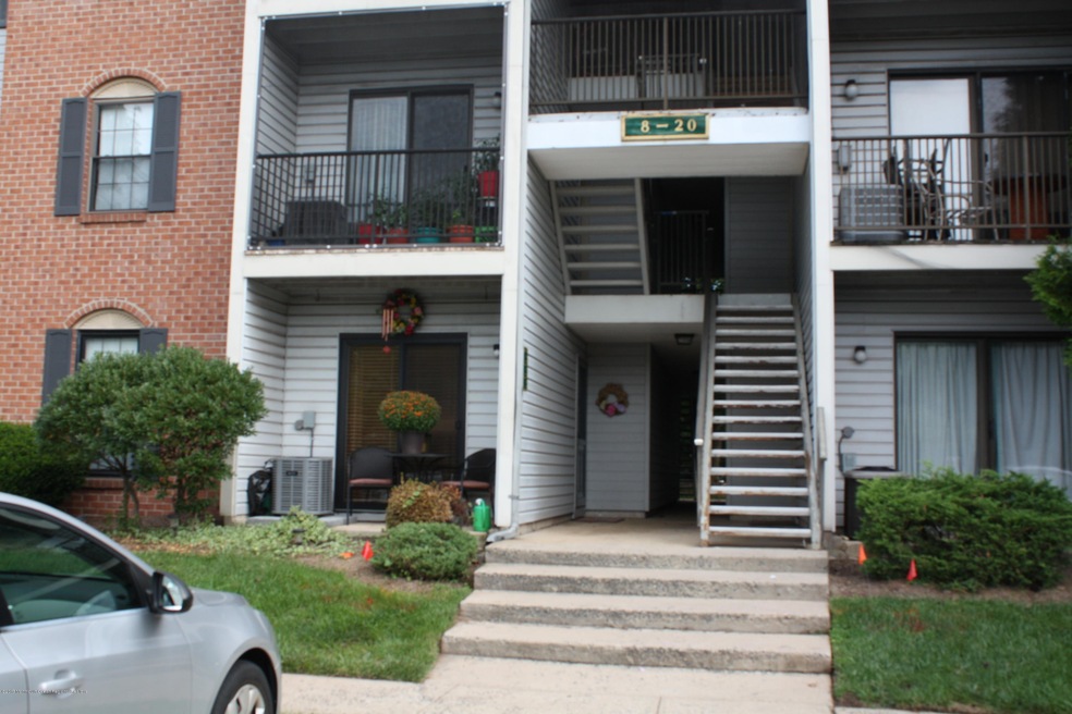 8 Canterbury Ct unit 2008, Piscataway, NJ 08854 - photo 1