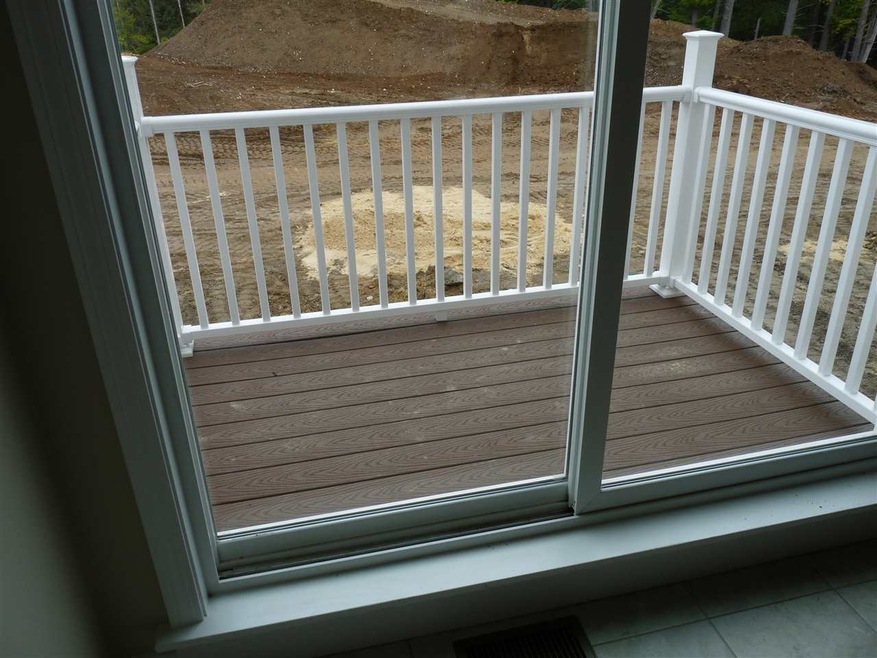 27 Eagle Ridge Rd unit 4, Sandown, NH 03873 - photo 1