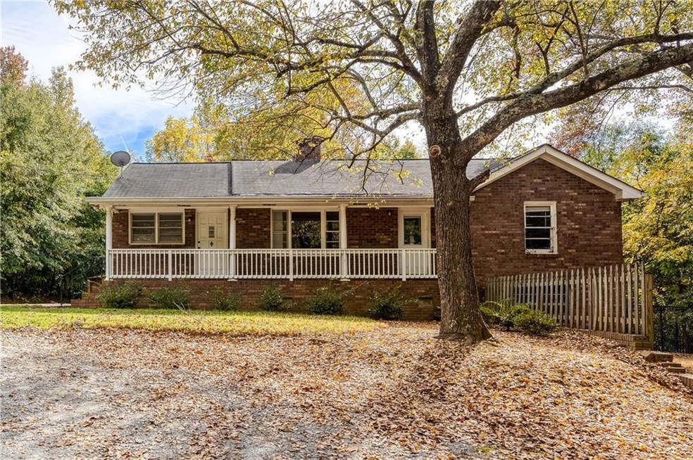 4 Sided Brick Ranch on basement