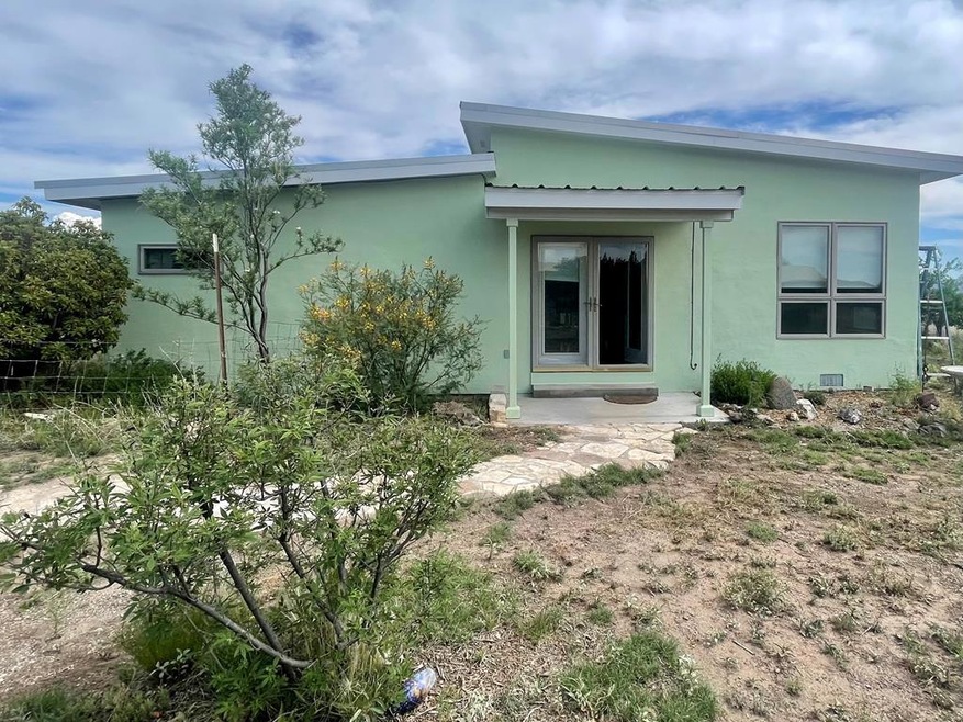 200 S Hackberry, Alpine, TX 79830 MLS 140612