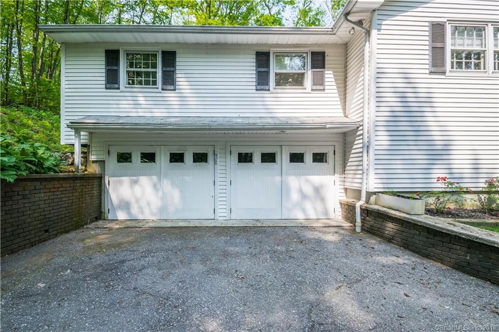 276 Ball Pond Rd, New Fairfield, CT 06812 - photo 1