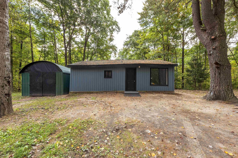 1414 Denton Creek Rd, Beaverton, MI 48612 - photo 1