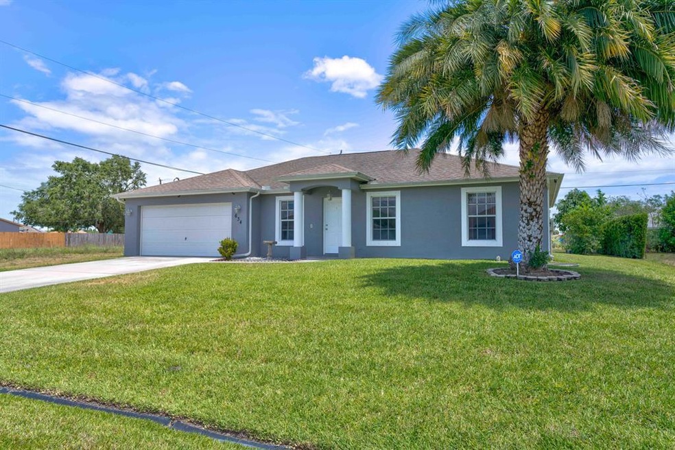 634 SW Millard Dr, Port Saint Lucie, FL 34953 - photo 1
