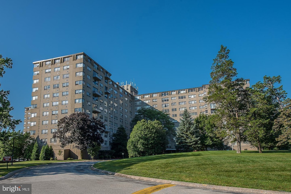 Radnor House unit 603, Bryn Mawr, PA 19010 - photo 1
