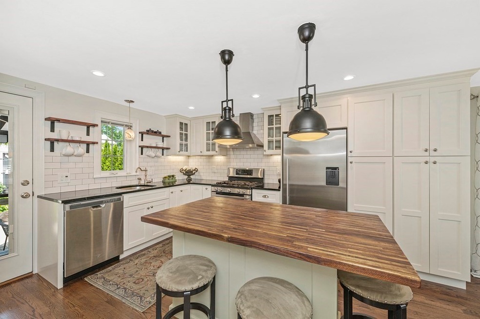 15 Coolidge Ave, Waltham, MA 02452 - photo 1