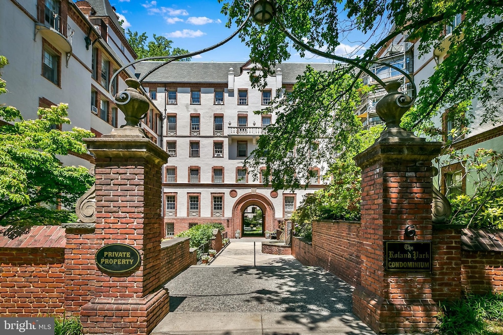 6 Upland Rd, Baltimore, MD 21210 - photo 1