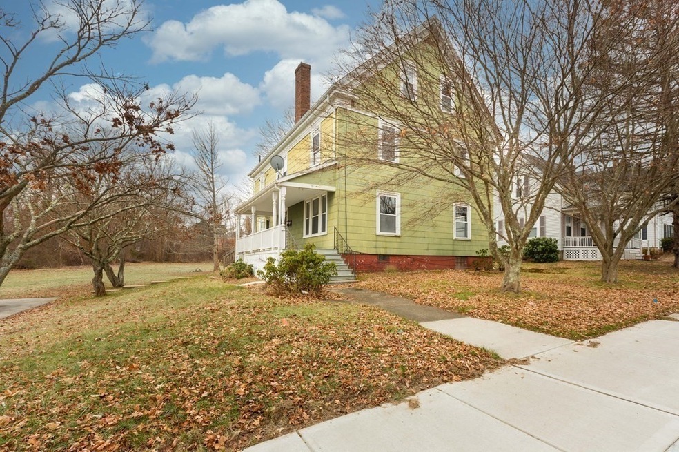 28 Stetson St, Bridgewater, MA 02324 - photo 1