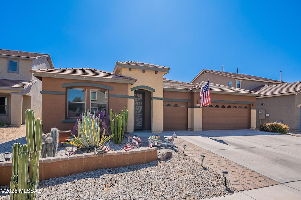 1-web-or-mls-Pecan-1