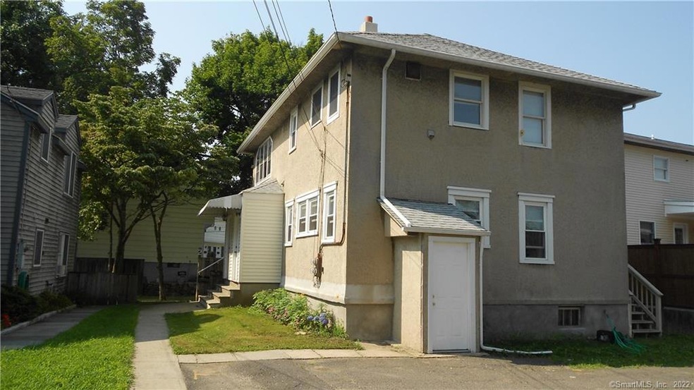 2 Carlson Ct, Norwalk, CT 06855 - photo 1