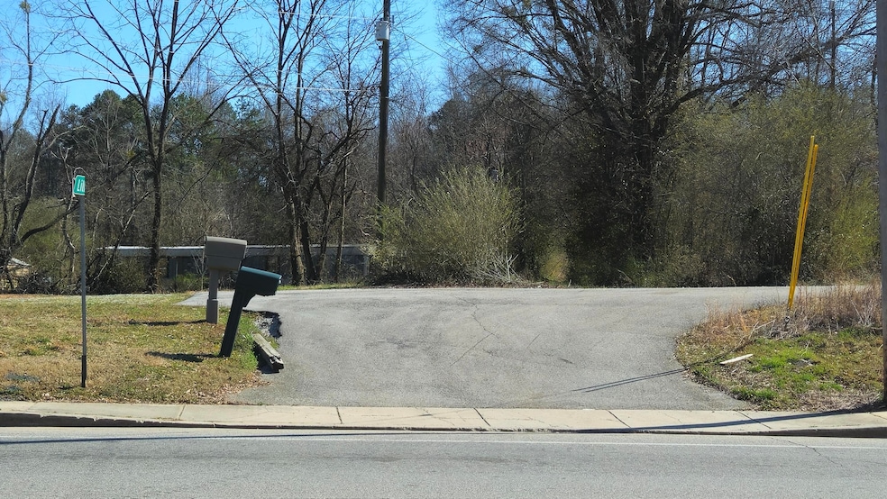 4836 Lillie Ln, Ooltewah, TN 37363 - photo 1