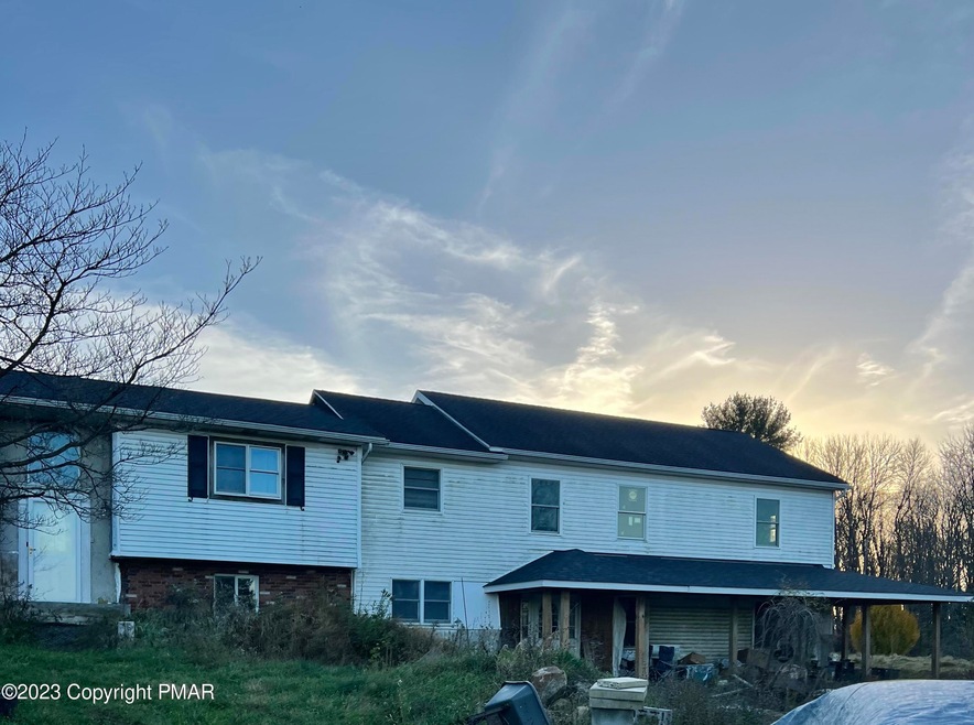 140 Russell Dr, Saylorsburg, PA 18353 - photo 1