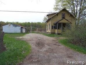 6165 Beecher Rd, Flint, MI 48532 - photo 1