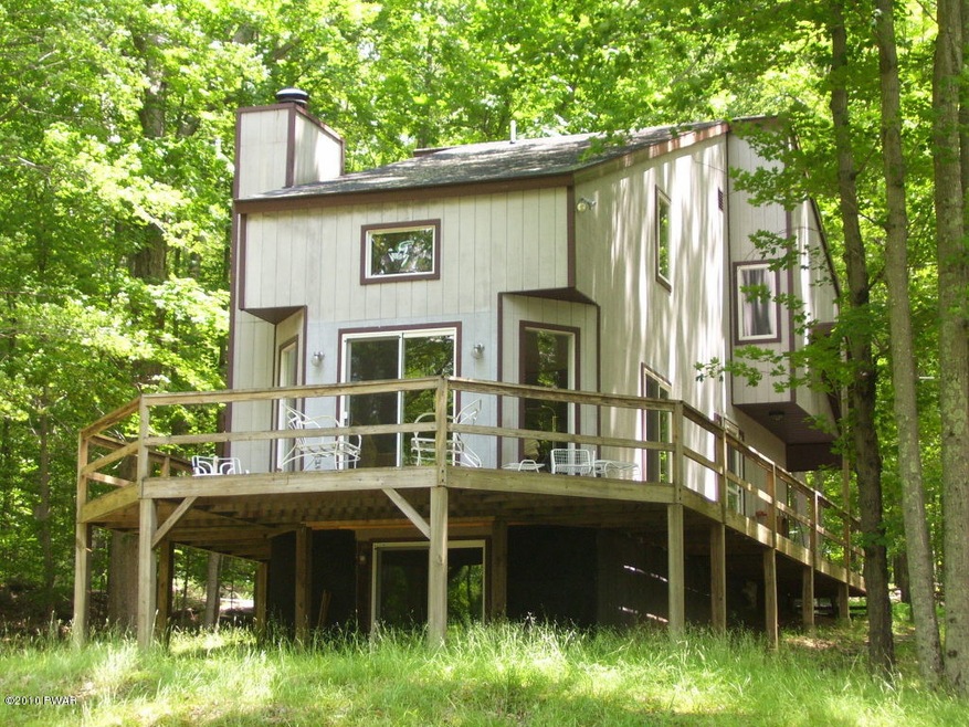 197 E Shore Dr, Hawley, PA 18428 - photo 1