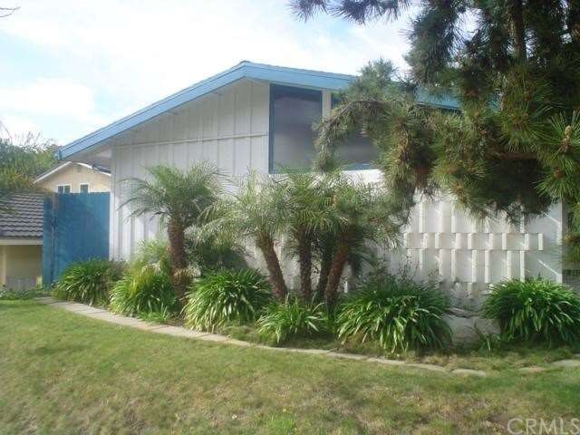 Front garage view